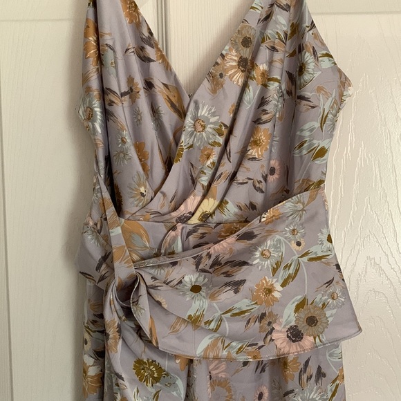 ASTR the Label satin Wrap Dress - Picture 2 of 2